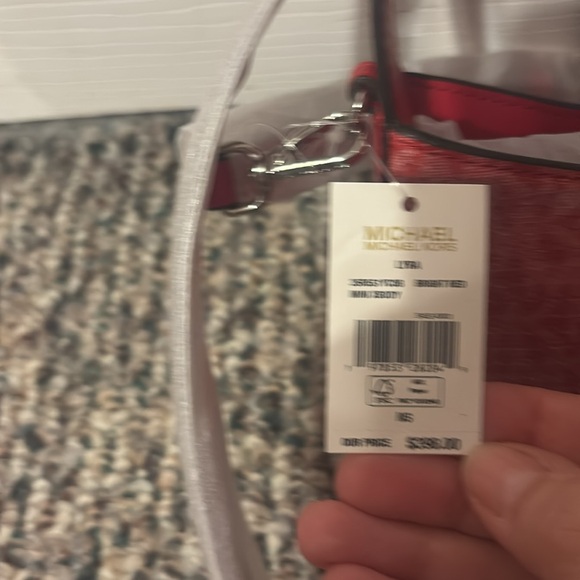 MICHAEL KORS LYRA AUTHENTIC Mini Logo Crossbody Bright Red - Picture 2 of 3